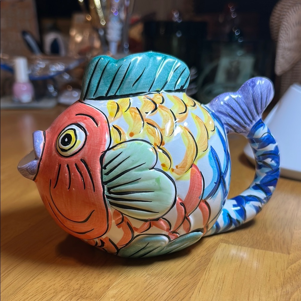 Colorful Fish-Shaped Ceramic Creamer Pescado Vintage